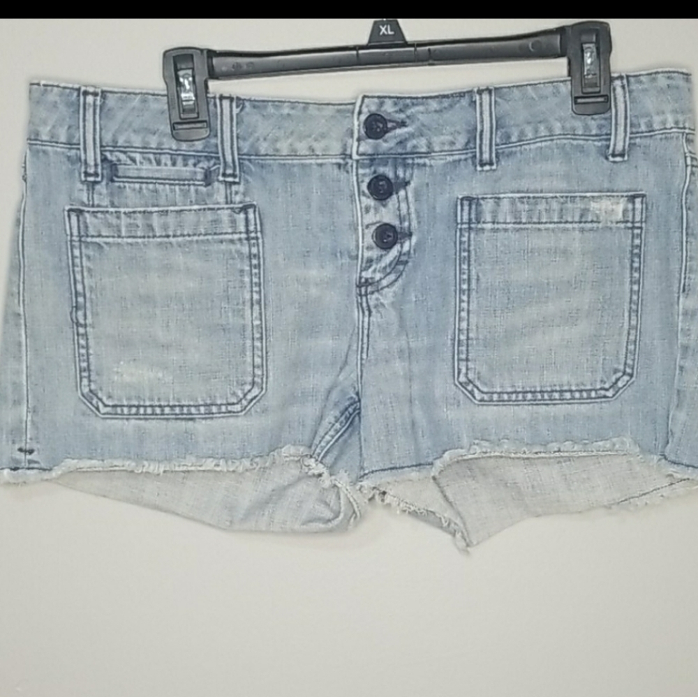 American eagle Distressed shorts